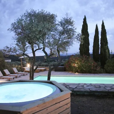 Le Jardin D'eden Homestay *