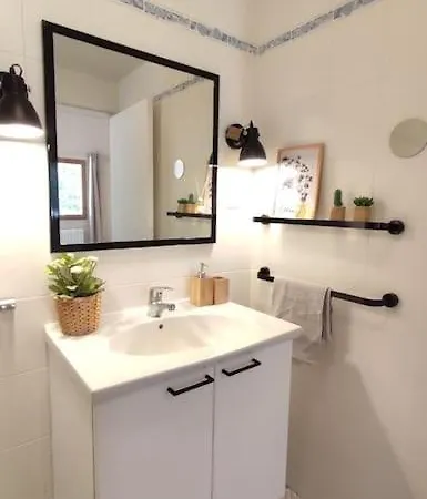 Le Jardin D'eden Homestay *